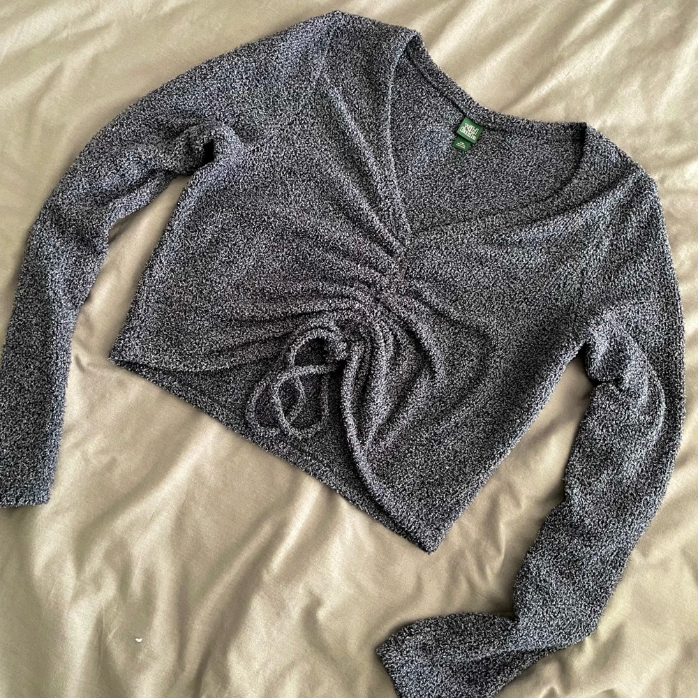 Cropped long sleeve